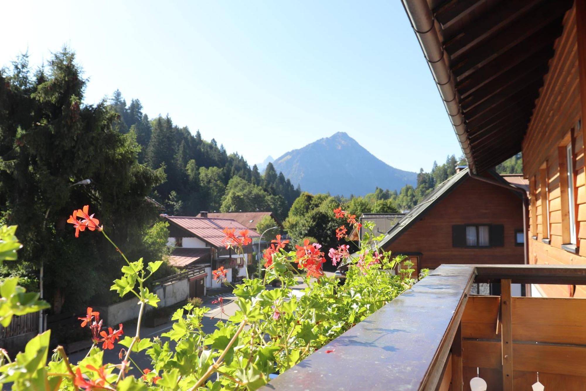 Faltenbach Ferienwohnungen In Oberstdorf Extérieur photo